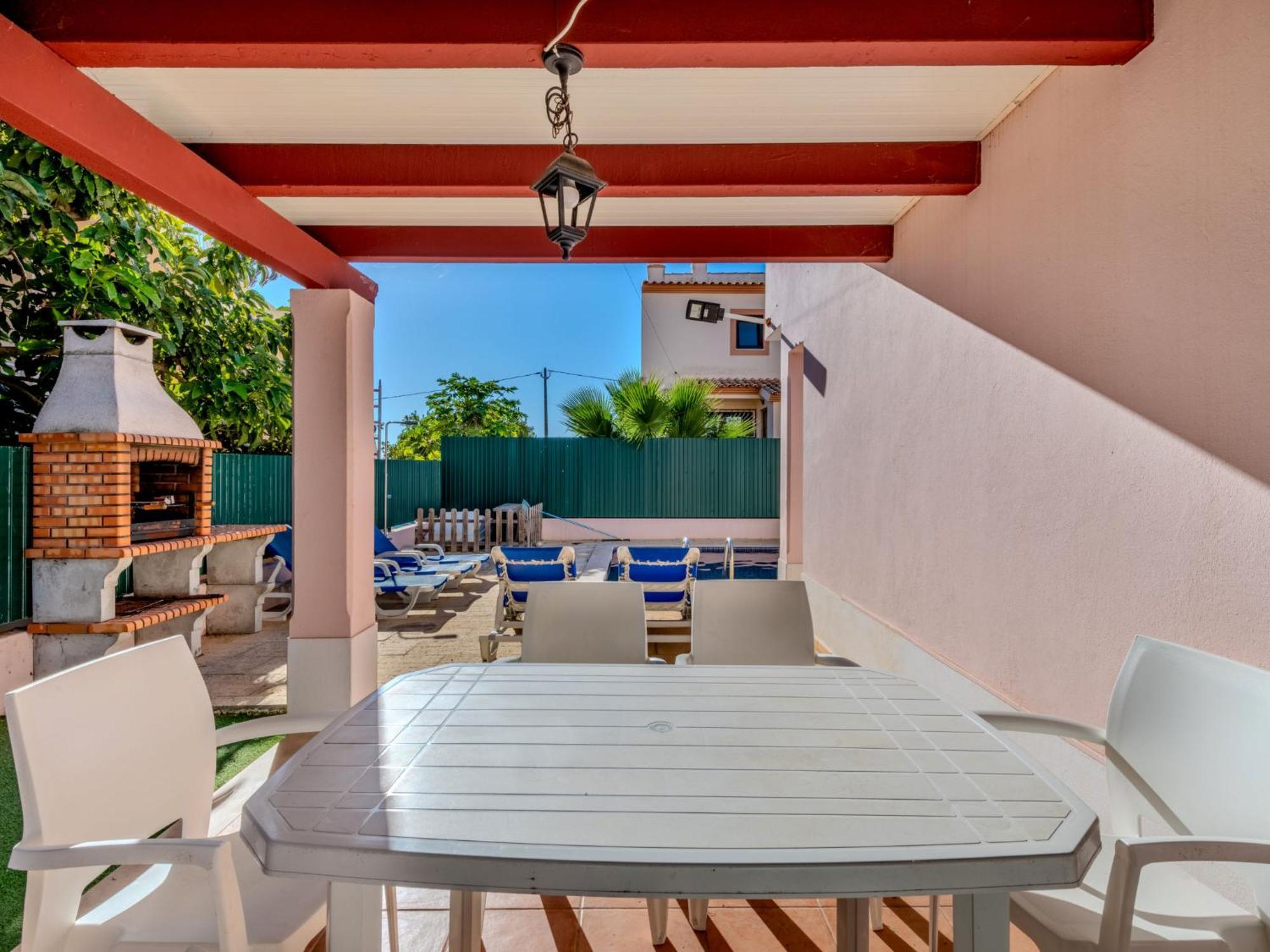 V3 Aguia M By Interhome